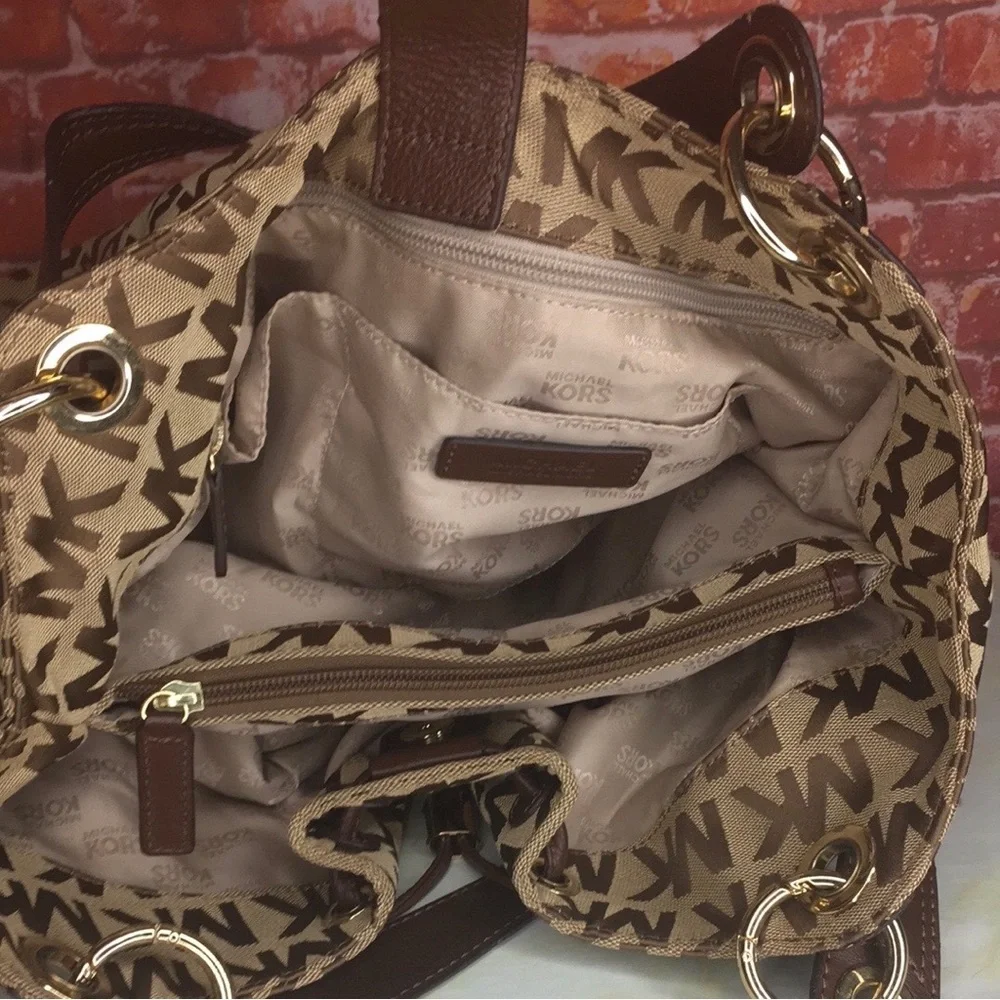 Michael Kors Brown and Tan Monogram Logo Jacquard Ludlow Hobo Bag - Picture 6 of 15